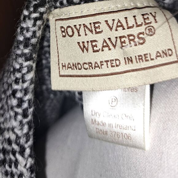 SALE!!! NEW - Large made in Ireland-Black Tweed wool Button Front Jacket & Scarf - Picture 8 of 10